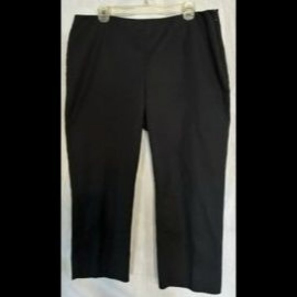 Chico black ankle pant with side zip, size 2.5